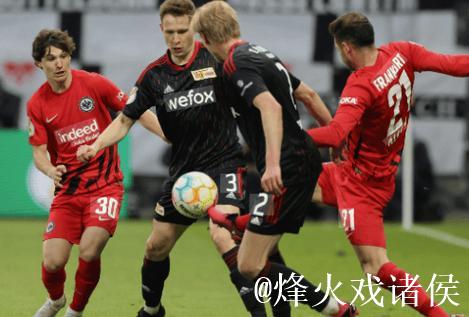 海登海姆2-1逆转弗赖堡,席默尔、迈因卡破门 海登海姆2-1逆转弗赖堡,席默尔、迈因卡破门