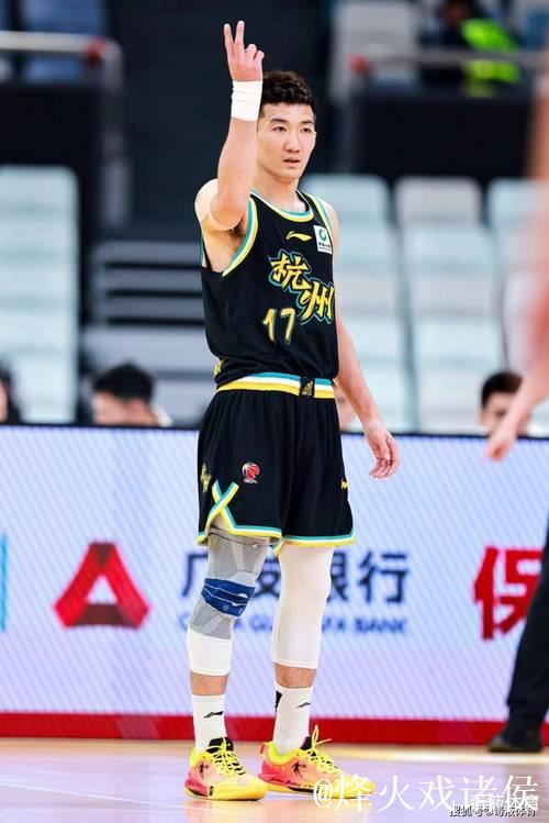 换个环境?澳洲NBL和日本联赛球队接触孙铭徽 换个环境?澳洲NBL和日本联赛球队接触孙铭徽